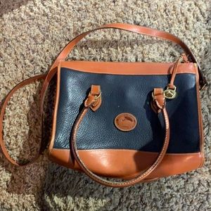 Vintage Dooney & Bourke crossbody pebbled leather